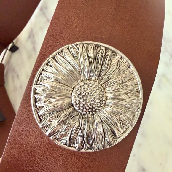 ? ZARA Wide Leather Floral Belt Brown Silver Metal Daisies 80 display picture 3